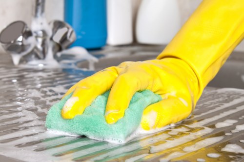 Cleaning support for Clapham flats, terraces, and shared homes